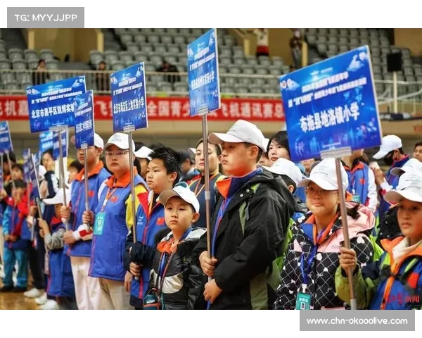 河南中学生彭飞宇以59秒8创400米初中组赛会新纪录展现非凡实力 河南中学生彭飞宇以59秒8创400米初中组赛会新纪录展现非凡实力