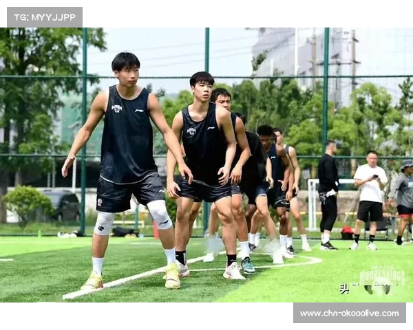 上海队任骏威肘击事件，魏一脑震荡送医